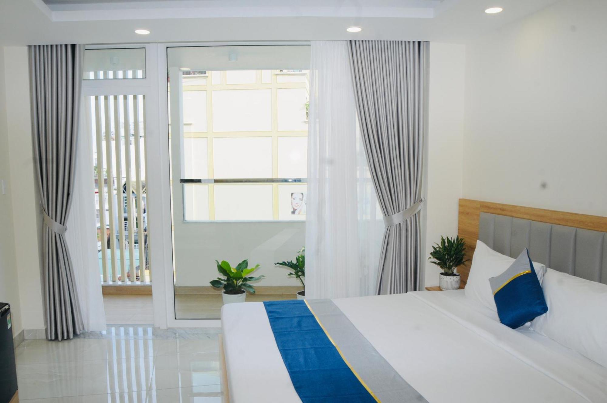 Ben Thanh Luxury & Khách sạn
